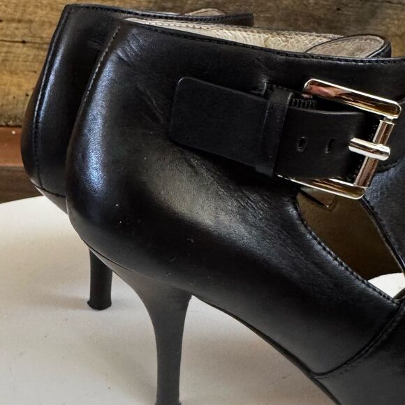 Michael Kors MK Plate Peep-Toe Booties – Size 6M - Picture 11 of 12